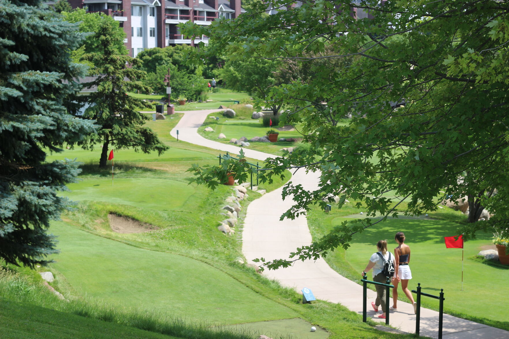 Centennial Lakes Park